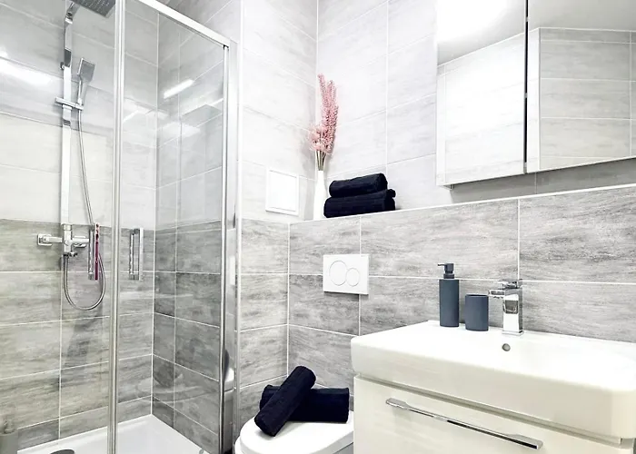 아파트 Peaceful Near *