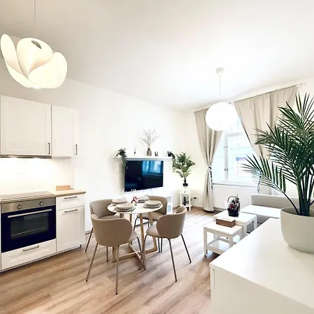 Apartament Peaceful Near Praga